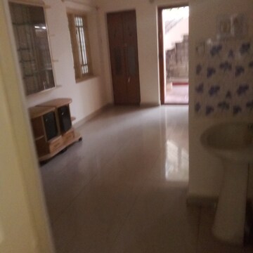 Room in 2 BHK Builder Floor at Ejipura – for Rent
