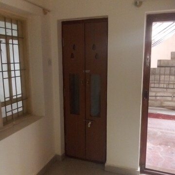 Room in 2 BHK Builder Floor at Ejipura – for Rent