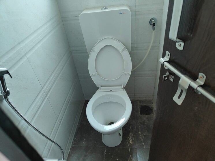 Bathroom, ashish-laxmi-angan 2 Bedroom 950 Sq.Ft. Apartment In Vadgaon Budruk Pune 9099387