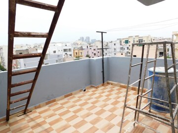  2 BHK Apartment at Manikonda – for Sale