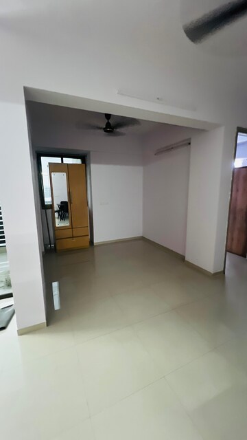 Room in 3 BHK Apartment at Gala Glory, Bopal – for Rent