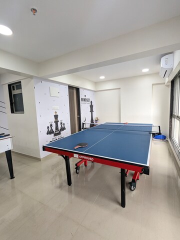 Team Area in 1 BHK Apartment at Veena Smart Homes, Kandivali West – for Rent