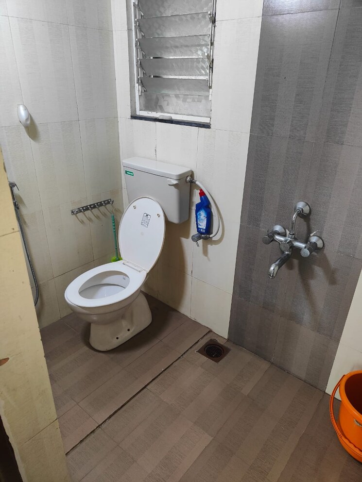 Bathroom, mahesh-galaxy 2 Bedroom 1000 Sq.Ft. Apartment In Sinhagad Road Pune 9099451