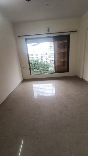 Room in 3 BHK Apartment at Alpha Residency Borivali, Borivali West – for Sale