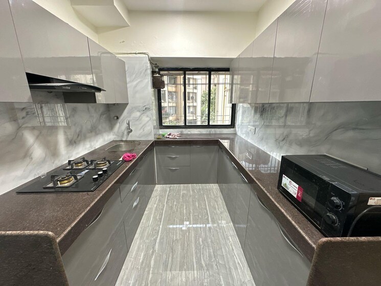 Kitchen, dn nagar 2 Bedroom 680 Sq.Ft. Apartment In Dn Nagar Mumbai 9099492