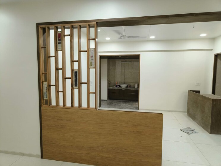 Room, vastrapur 4 Bedroom 3356 Sq.Ft. Apartment In Vastrapur Ahmedabad 9099504