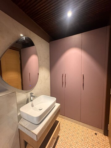 Bathroom in 1 BHK Builder Floor at Settlers India, Sector 57 – for Rent