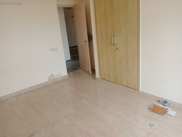 Room in 3 BHK Apartment at Bestech Park View City 2, Sector 49 – for Rent