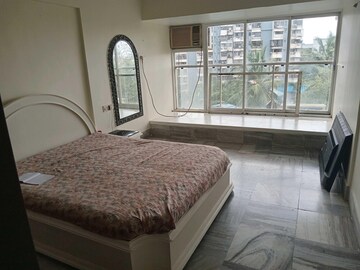 Bedroom in 2 BHK Apartment at Seven Bungalow, Andheri West – for Rent