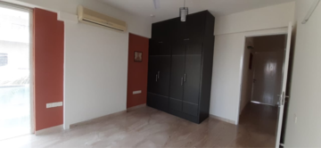 Room in 4 BHK Apartment at White Lotus, Potohar Nagar – for Rent