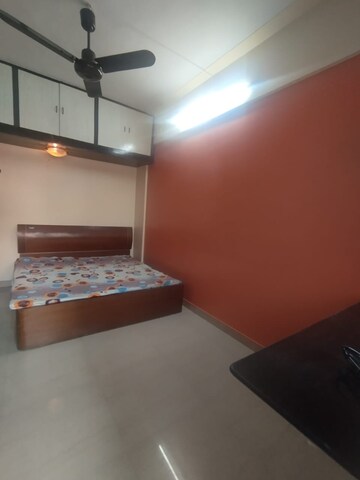 Room in 2 BHK Apartment at Mahim – for Rent