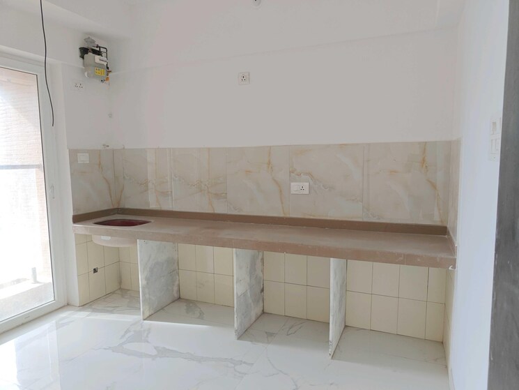 Bathroom, rna-ng-eclat 2 Bedroom 863 Sq.Ft. Apartment In Andheri West Mumbai 9099575