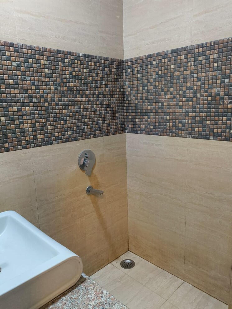 Bathroom, aez-aloha 1 RK 650 Sq.Ft. Builder Floor In Sector 57 Gurgaon 9099587