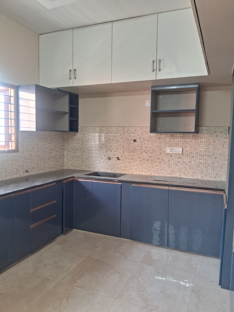 Kitchen, porur 5 Bedroom 3000 Sq.Ft. Independent House In Porur Chennai 7275954