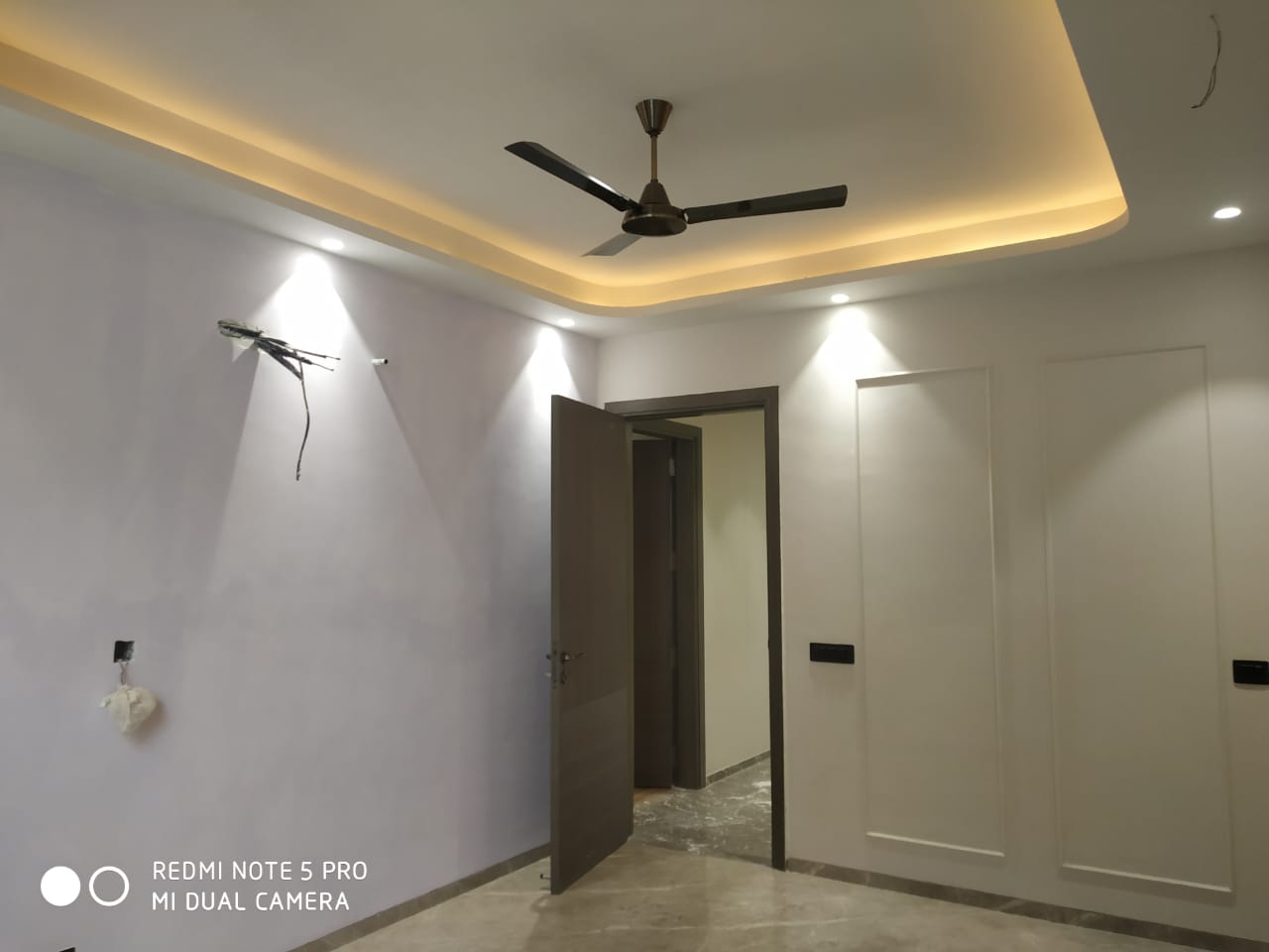 4 BHK + Servant Room Builder Floor For Sale in Sushant Lok III