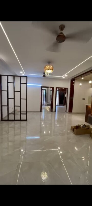 3 BHK Builder Floor For Sale in Vaishali Sector 3