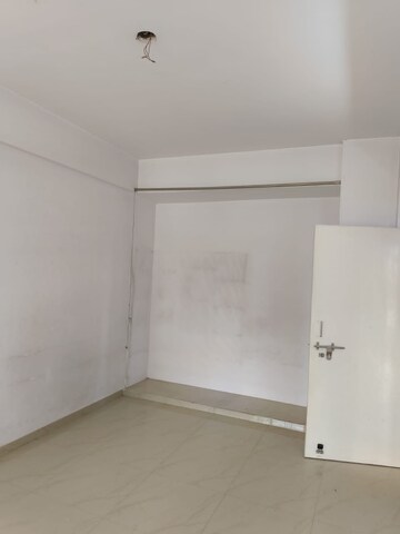Room in  Shop at Gandhi Maidan – for Rent
