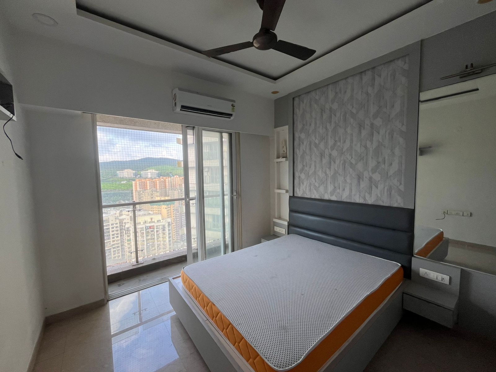 4 BHK Apartment For Sale in JP Decks