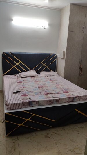 Bedroom in 3 BHK Apartment at Amrapali Pan Oasis, Sector 70 – for Sale