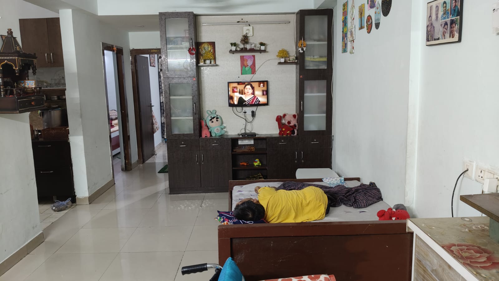 3 BHK 1600 Sq.Ft. Apartment in Amrapali Pan Oasis