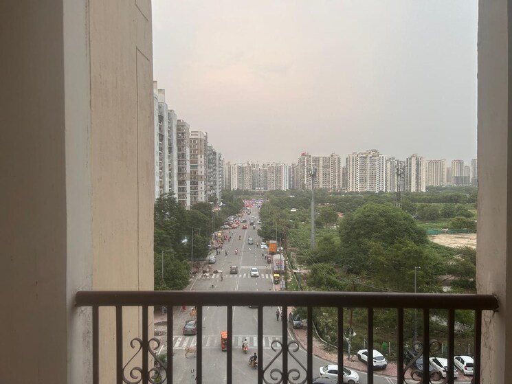 Exterior View, amrapali-silicon-city 2 Bedroom 1180 Sq.Ft. Apartment In Sector 76 Noida 9099680