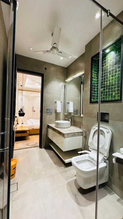 3 BHK Builder Floor For Rent in Kalkaji