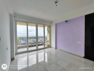 Room in 3 BHK Apartment at Argora – for Sale