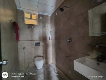 Bathroom in 3 BHK Apartment at Argora – for Sale