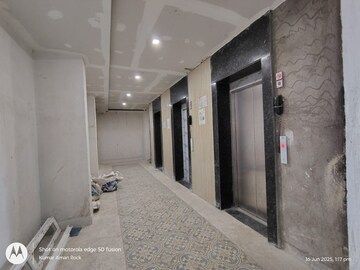 Lift in 3 BHK Apartment at Argora – for Sale