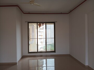 Room in 3 BHK Apartment at Cosmos Horizon Phase 2, Pokhran Road No Two – for Rent