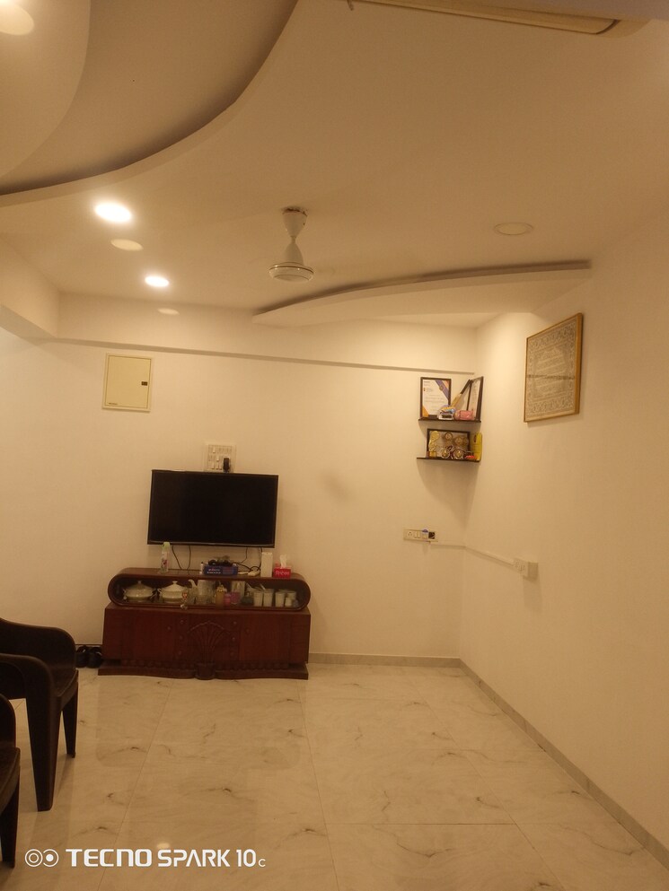 Living Room, mohini-castle 2 Bedroom 642 Sq.Ft. Apartment In Khar West Mumbai 9099739