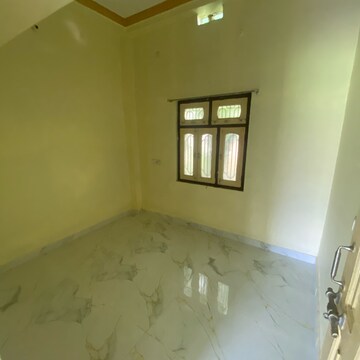 Room in 2 BHK Independent House at Bb Ganj – for Rent