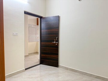 Room in 2 BHK Builder Floor at Bellandur – for Rent