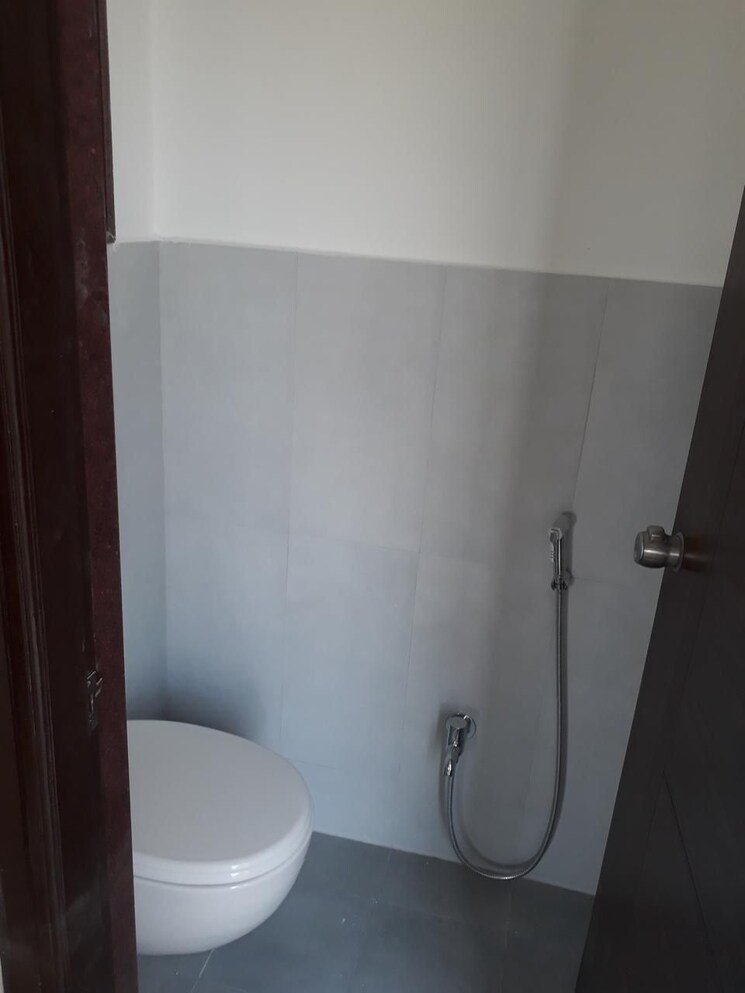 Bathroom, sai-residency-kharadi 1 Bedroom 550 Sq.Ft. Independent House In Kharadi Pune 9099780