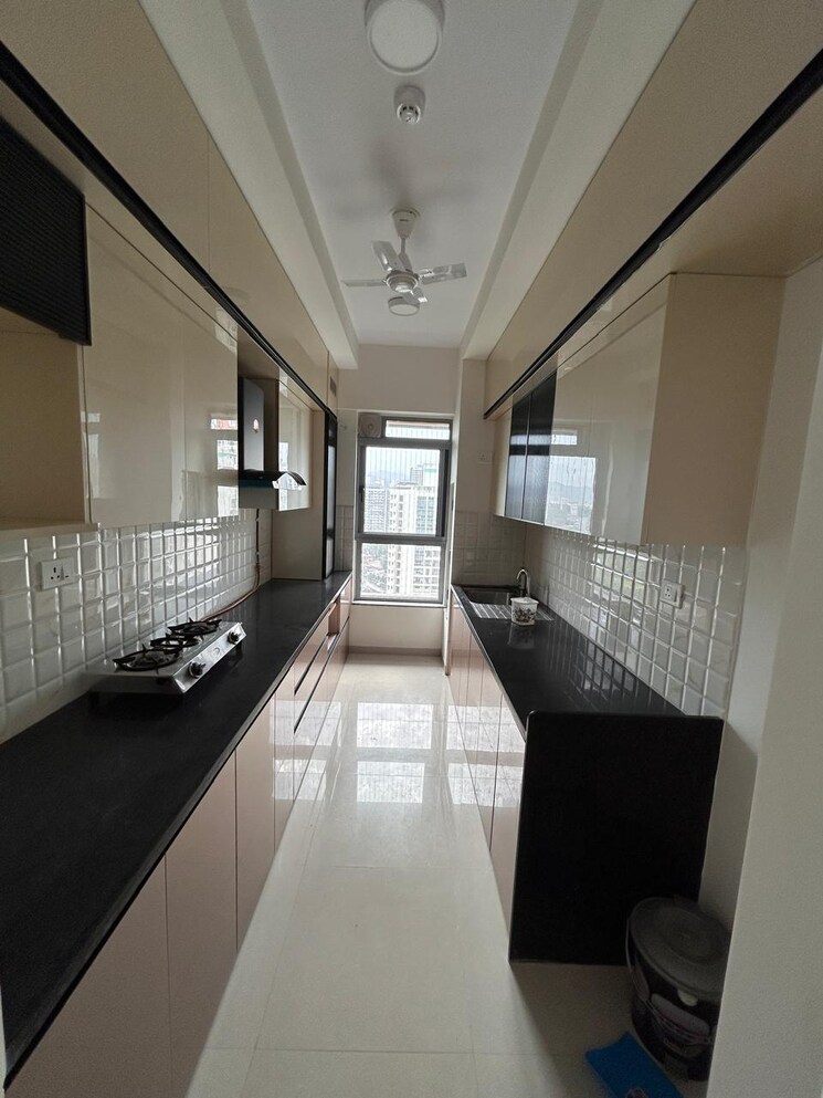 Kitchen, kalpataru-immensa 2 Bedroom 808 Sq.Ft. Apartment In Kolshet Road Thane 9099792