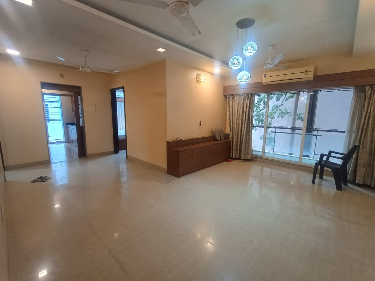 2 BHK + Pooja Room 980 Sq.Ft. Apartment in Chetan CHS