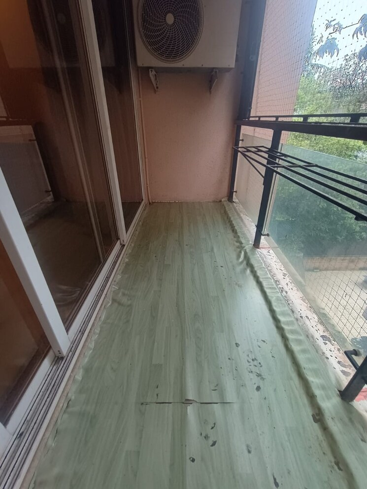 Balcony, chetan-chs 2 Bedroom 980 Sq.Ft. Apartment In Chembur Mumbai 9099791