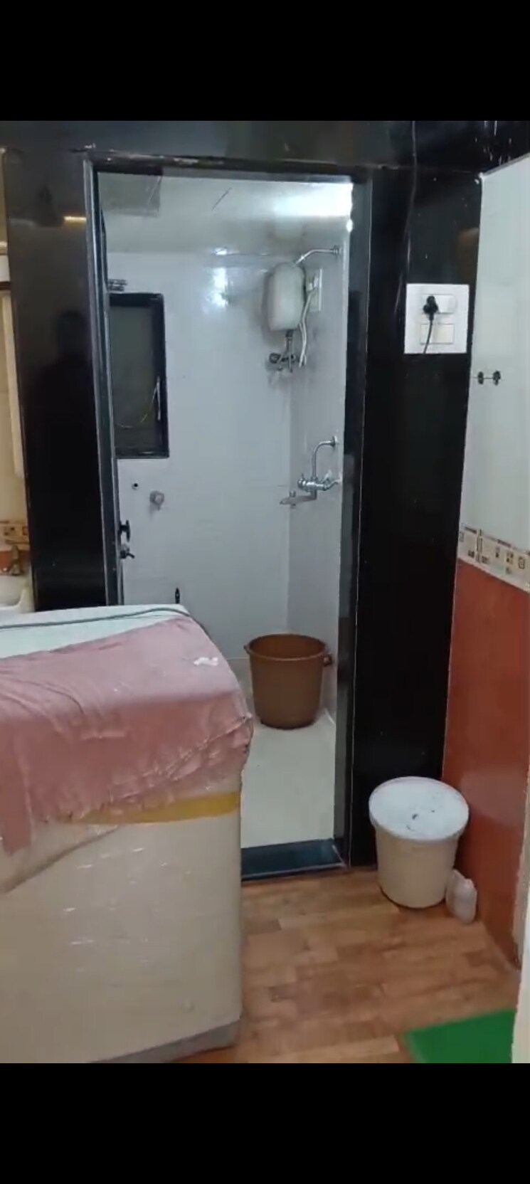 Bathroom, poonam-jewel 2 Bedroom 750 Sq.Ft. Apartment In Poonam Nagar Mumbai 9099799