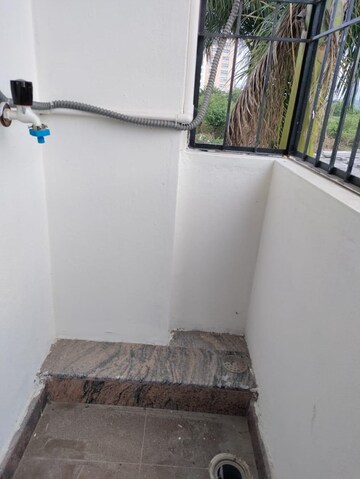 Balcony in 1 BHK Independent House at Bellandur – for Rent