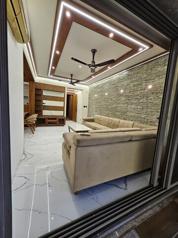 Living Room in 3 BHK Apartment at Vastrapur – for Rent