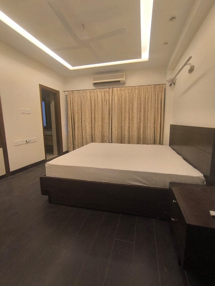 Master Bedroom, prithviraj road 3 Bedroom 2000 Sq.Ft. Apartment In Prithviraj Road Delhi 9099820