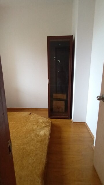Room in 3 BHK Apartment at Godrej Emerald Vista, Ghodbunder Road – for Rent