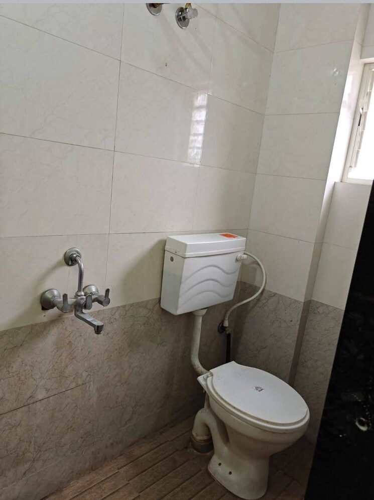 Bathroom, rajendra nagar 1 Bedroom 595 Sq.Ft. Independent House In Rajendra Nagar Pune 9099859