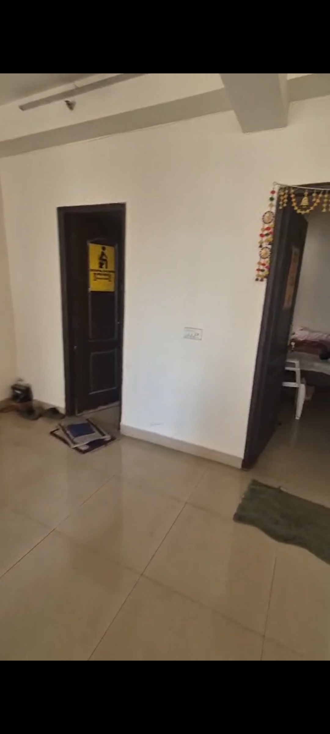 2 BHK Apartment For Rent in Gardenia Glory