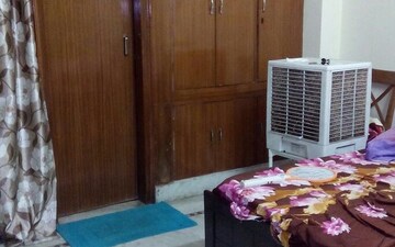 1 RK Independent House For Rent in Kesar Garden Apartments, Sector 48