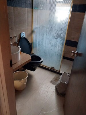 Living Room in 3 BHK Apartment at Satellite Tower, Goregaon East – for Sale