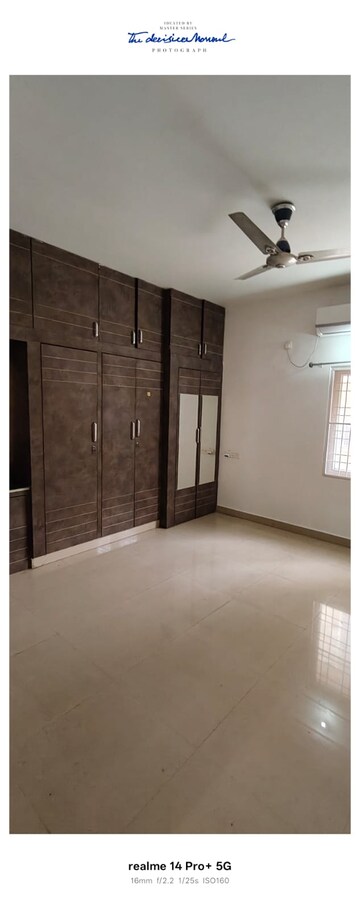 Room in 3 BHK Apartment at Rainbow Residency Hyderabad, Kondapur – for Sale