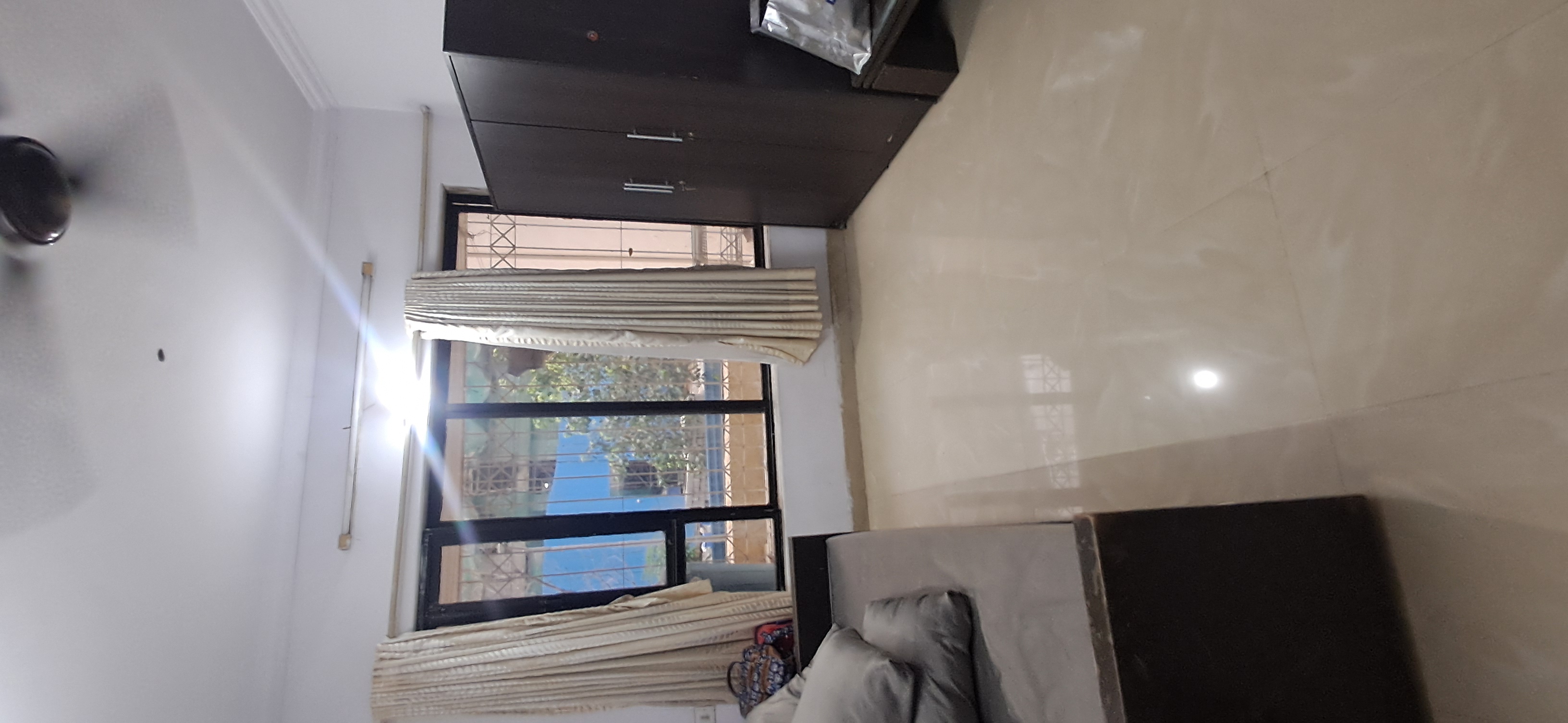 1 BHK + Extra Room Apartment For Rent in HDIL Dheeraj Jamuna