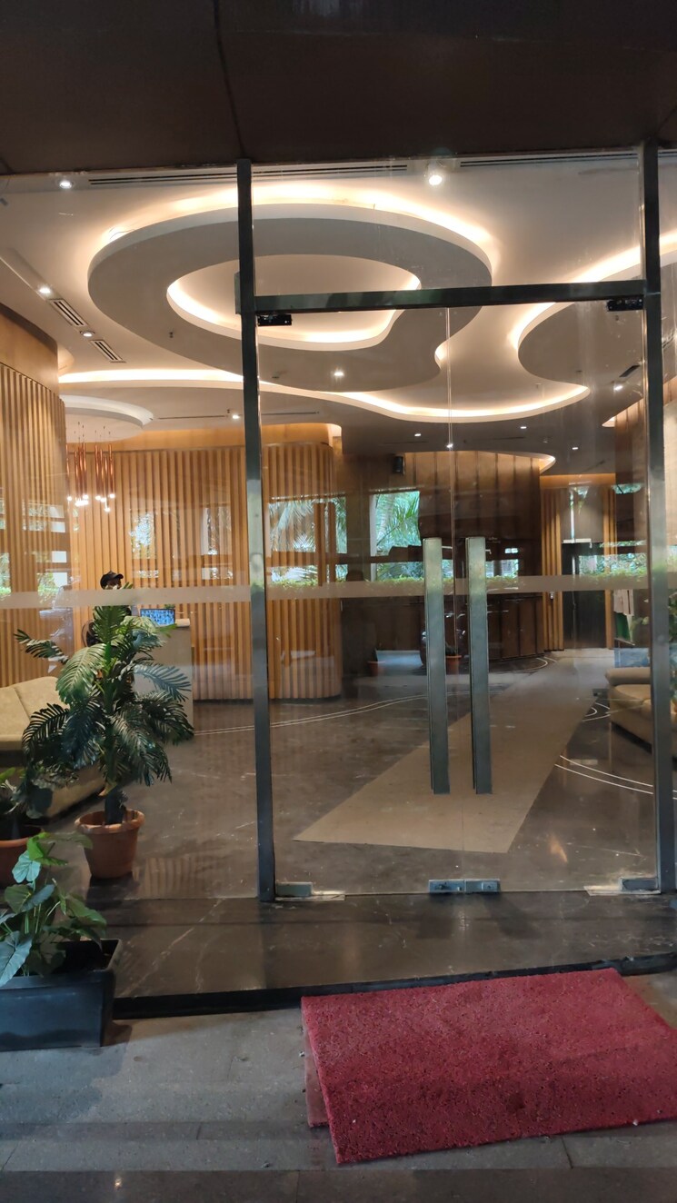 Gym, rna-ng-eclat 3 Bedroom 1118 Sq.Ft. Apartment In Andheri West Mumbai 9099894