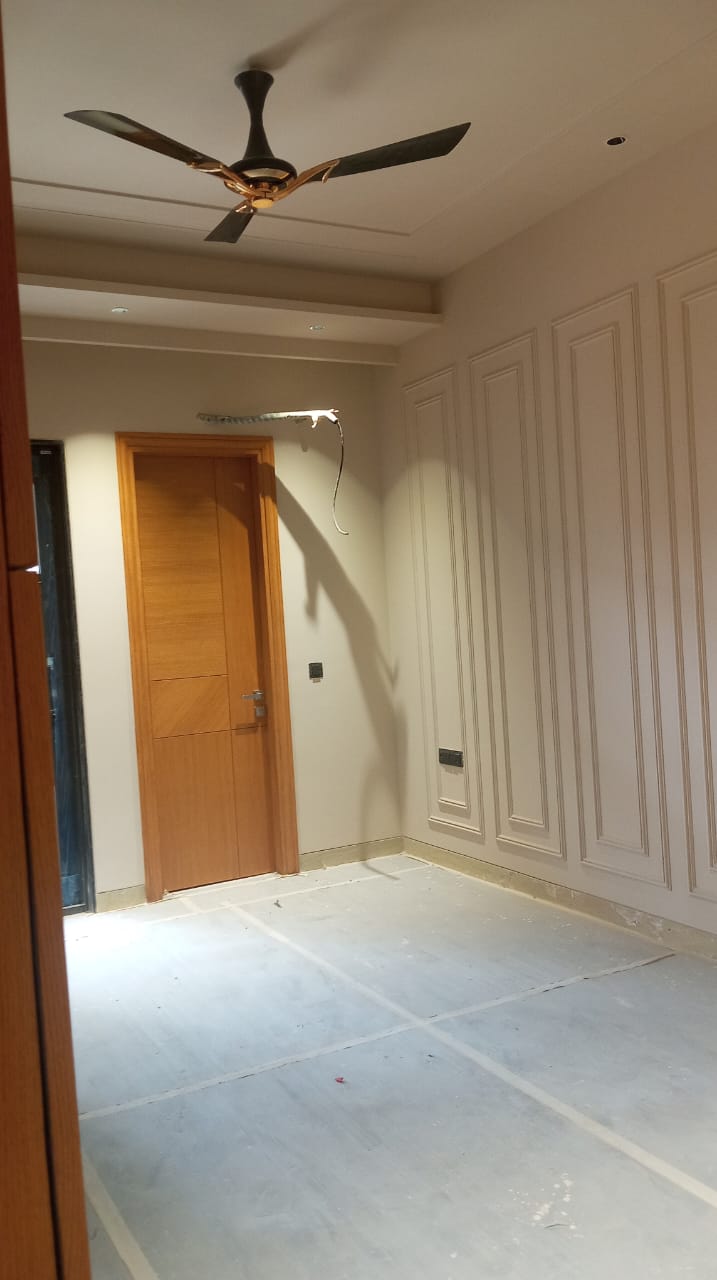 3 BHK + Pooja Room Villa For Rent in Rwa Sector 41 Noida 